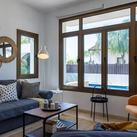 Lumina 2-bedroom And Pool In *