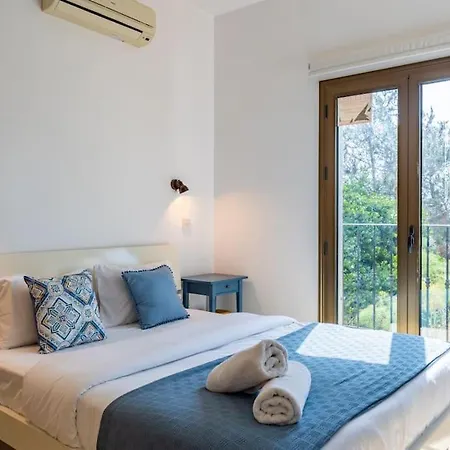 Lumina 2-bedroom And Pool In איה נאפה