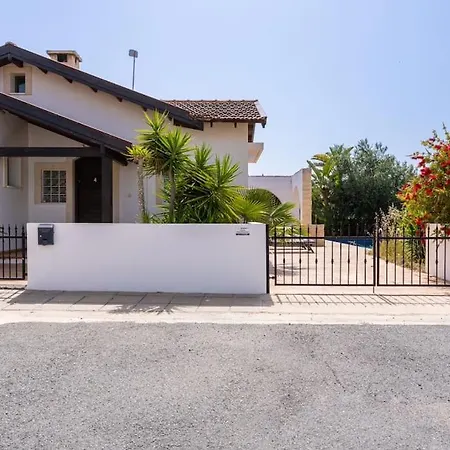 דירה Lumina 2-bedroom And Pool In